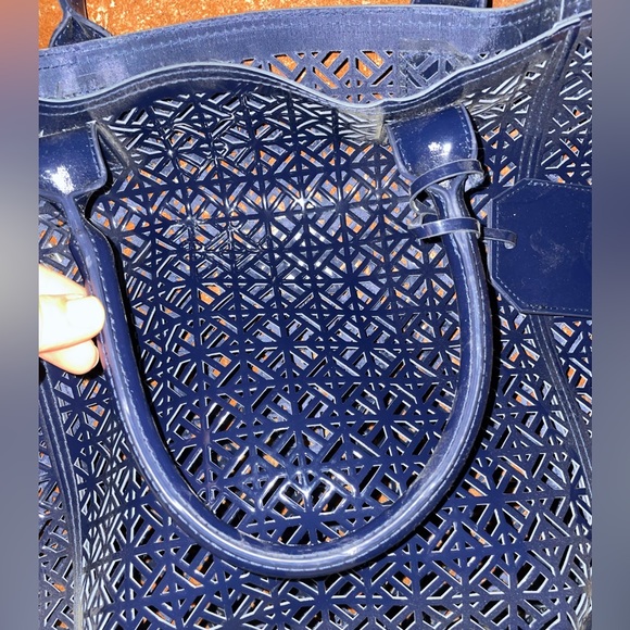 Tory Burch leather cutout tote - Picture 4 of 4